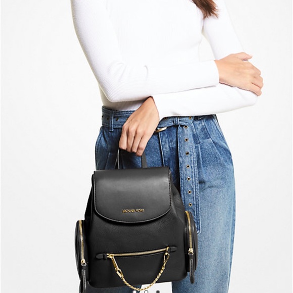 MICHAEL KORS
Jet Set Medium Pebbled Leather Backpack
Black
NWT - Picture 3 of 16